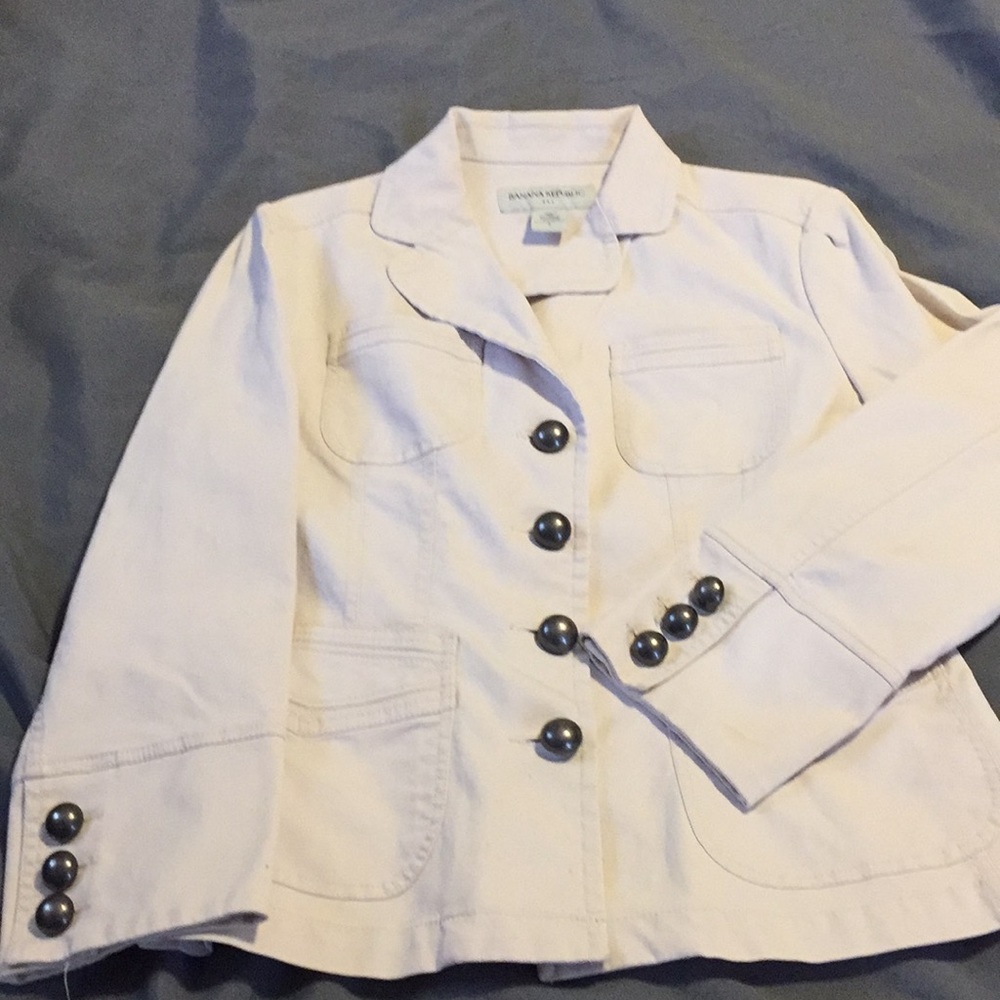 Cream Banana Republic jacket with big buttons - Picture 1 of 6